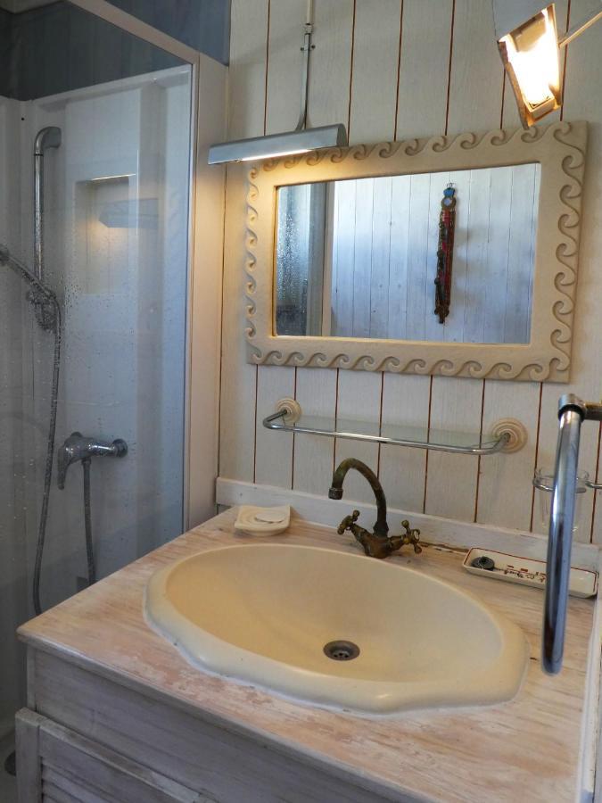 גרואיסאן Un Chalet En Bois A La Plage מראה חיצוני תמונה