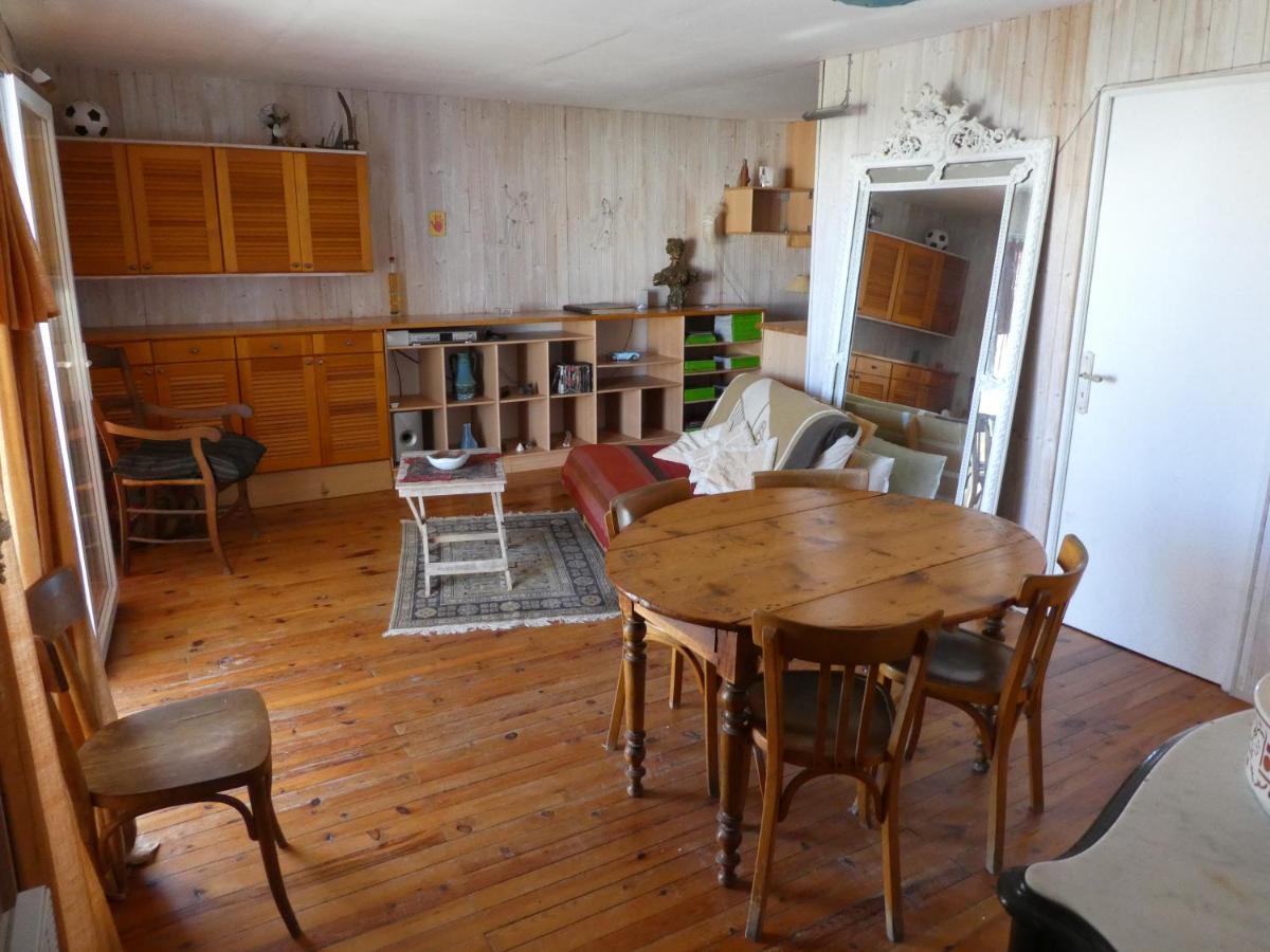 גרואיסאן Un Chalet En Bois A La Plage מראה חיצוני תמונה