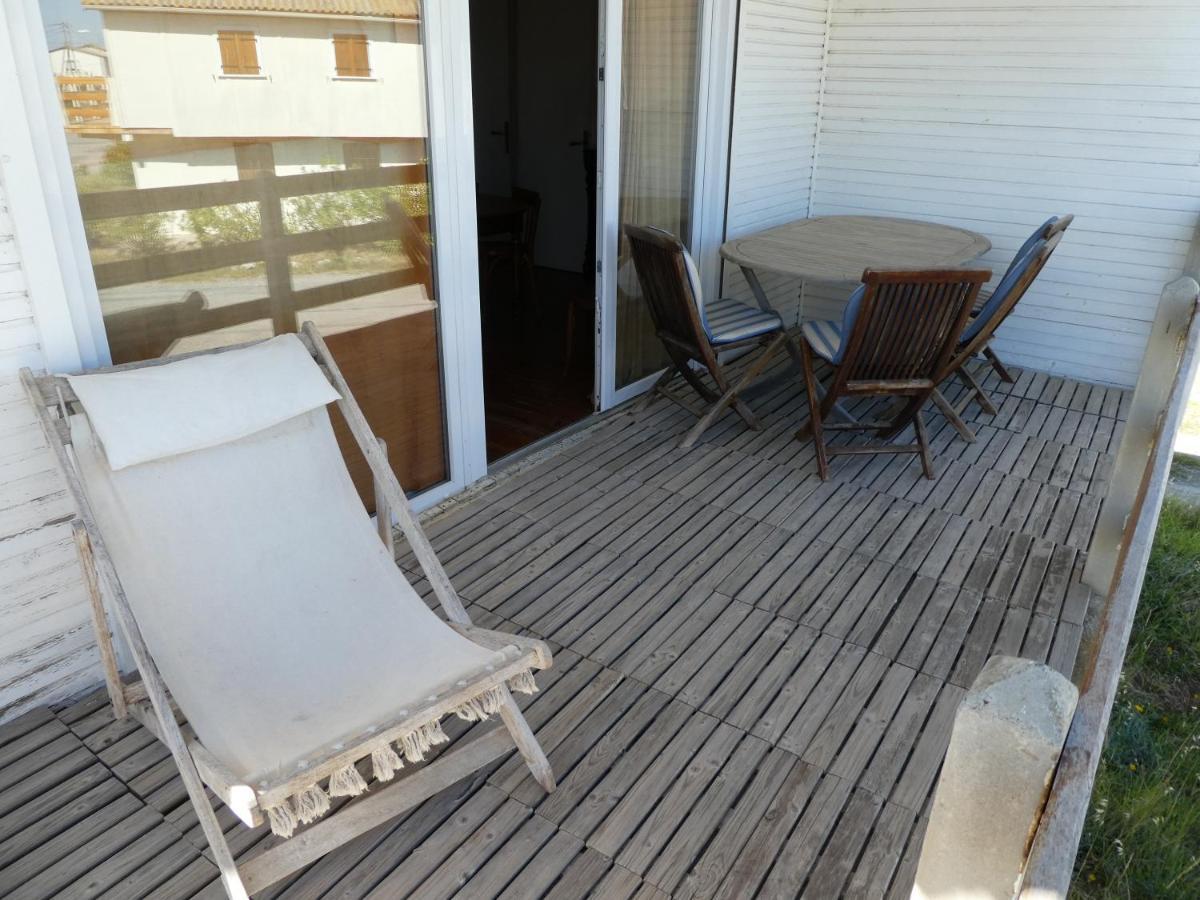 גרואיסאן Un Chalet En Bois A La Plage מראה חיצוני תמונה